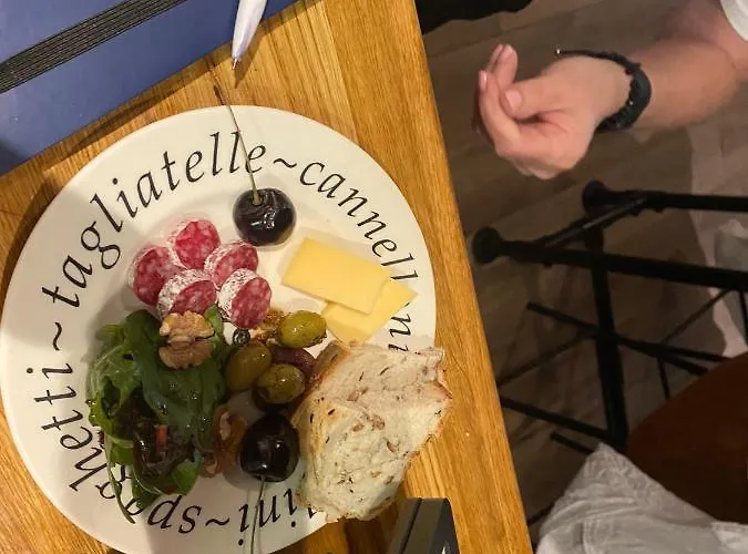 Boutique Ravioli Brothers Отель